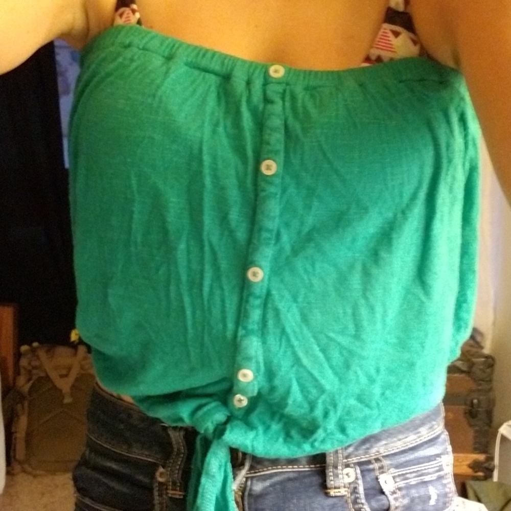 Tie Front Strapless Crop Top